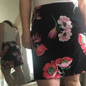 Ann Taylor Gorgeous floral mini skirt